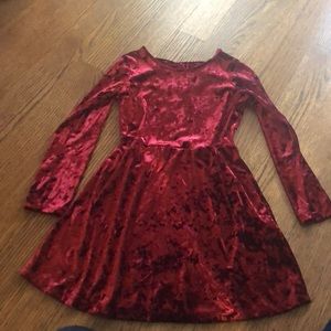 Girl’s crushed velvet dress